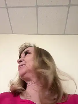 Irina2909xh online show from 1, 5, 2026