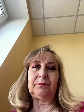 Irina2909xh online show from 7, 5, 2026
