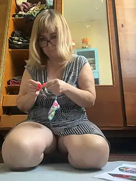 Irina2909xh online show from 13, 7, 2026