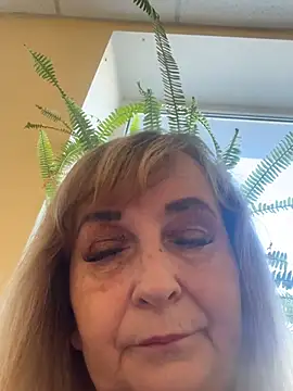 Irina2909xh online show from 4, 8, 2026