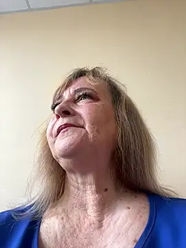Irina2909xh online show from 5, 8, 2026