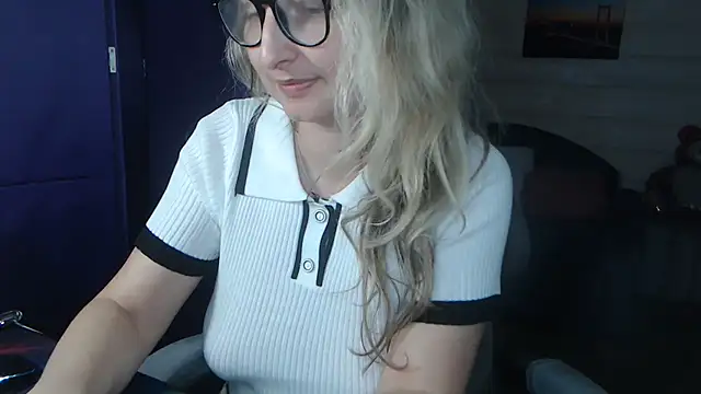 RubiLakros online show from 4, 5, 2026