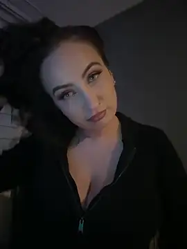 Snapshot of itsCassie chatting on 12, 2, 2025 itsCassie online show from 12, 2, 2025