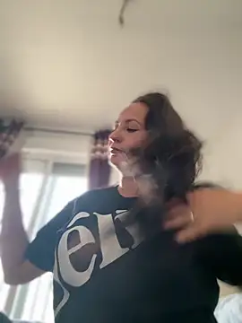 Snapshot of itsCassie chatting on 9, 10, 2025 itsCassie online show from 9, 10, 2025