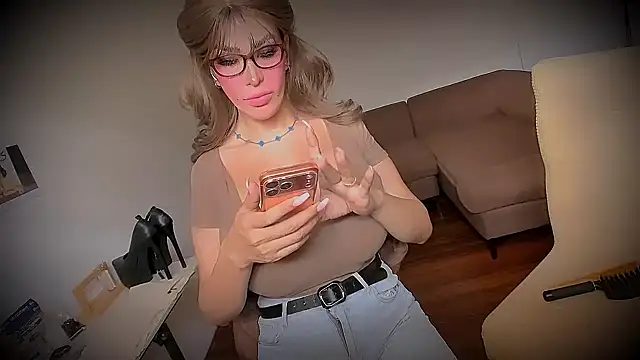 GiftedGirl4u online show from 11, 7, 2026