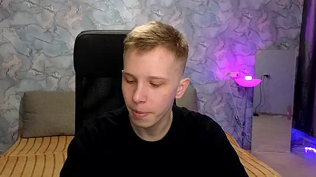 Snapshot of arlekincrop chatting on 6, 2, 2026 arlekincrop online show from 6, 2, 2026