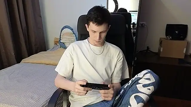 Snapshot of arlekincrop chatting on 16, 3, 2026 arlekincrop online show from 16, 3, 2026