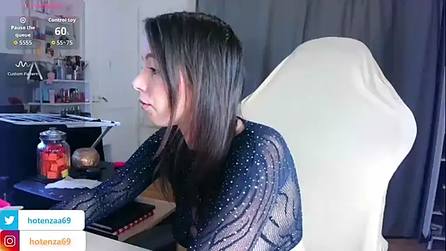 Hotenza69 online show from 19, 10, 2025