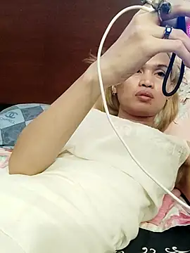 QueenSoreal online show from 25, 6, 2026