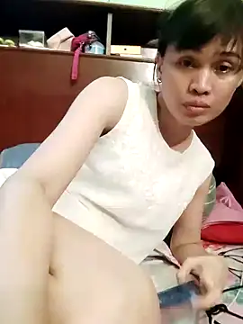 QueenSoreal online show from 4, 8, 2026