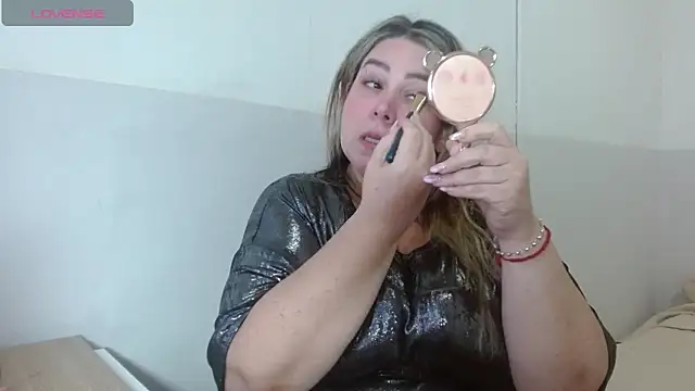 bella savati online show from 18, 9, 2025