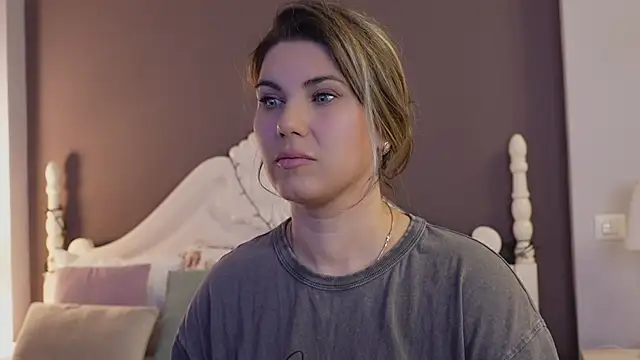 FeliciaKrige online show from 22, 1, 2025