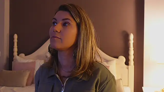 FeliciaKrige online show from 25, 2, 2025