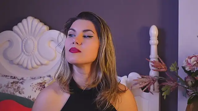 FeliciaKrige online show from 4, 3, 2025