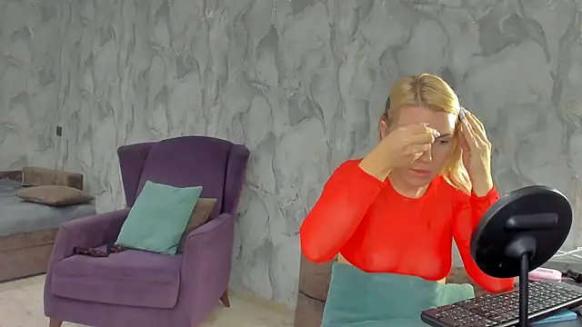 succubus online show from 13, 9, 2025