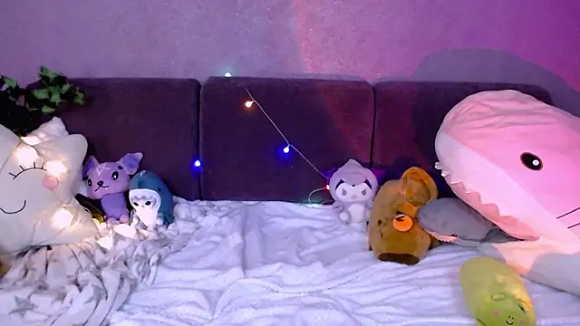 Unicorntears   online show from 19, 1, 2025