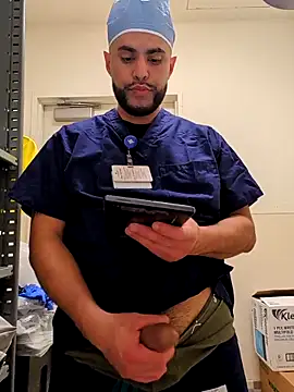 Snapshot of gardy8585 chatting on 1, 2, 2026 gardy8585 online show from 1, 2, 2026