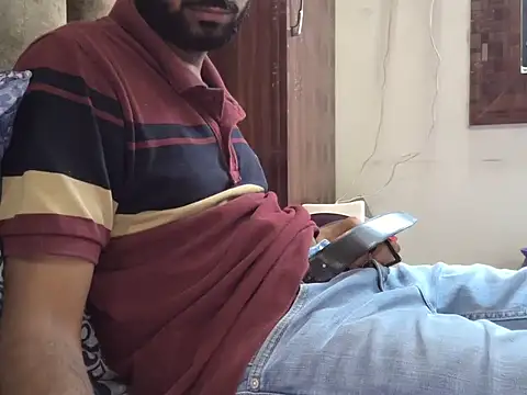 Snapshot of brownie_cake_cb chatting on 29, 10, 2025 brownie cake cb online show from 29, 10, 2025