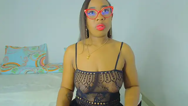 CaseyMoon online show from 25, 6, 2026