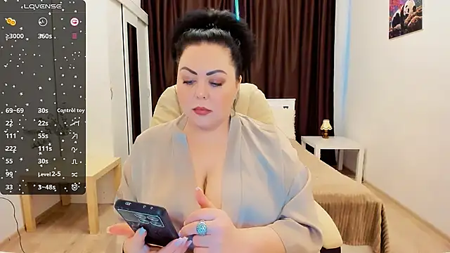 Nina Hopper online show from 20, 12, 2024