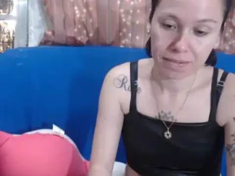 Venusluxodomme online show from 8, 4, 2026