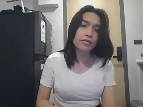Snapshot of sara_kimoo chatting on 4, 1, 2025 sara kimoo online show from 4, 1, 2025