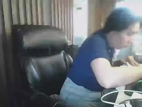 Snapshot of sara_kimoo chatting on 13, 10, 2025 sara kimoo online show from 13, 10, 2025