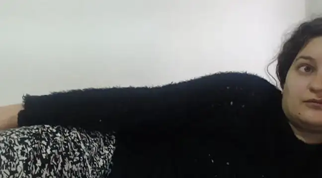 flowerlauren online show from 2, 2, 2025