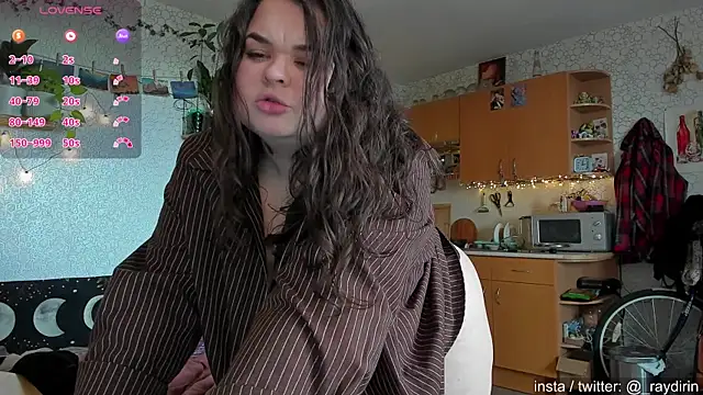 Snapshot of Raydirin chatting on 24, 9, 2025 Raydirin online show from 24, 9, 2025