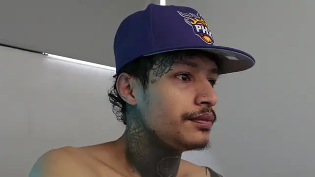 trieone online show from 28, 2, 2025