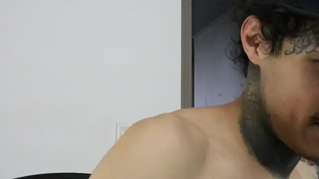 trieone online show from 26, 10, 2025