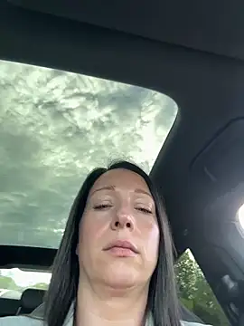 Viola Beck online show from 7, 5, 2026