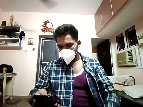 Snapshot of luckyloki chatting on 20, 12, 2024 luckyloki online show from 20, 12, 2024