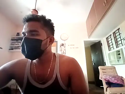 Snapshot of luckyloki chatting on 3, 10, 2025 luckyloki online show from 3, 10, 2025