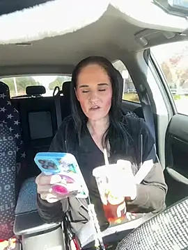 lolabunny9 online show from 11, 3, 2025