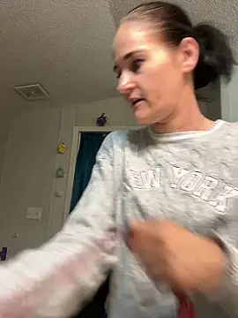 lolabunny9 online show from 13, 3, 2025