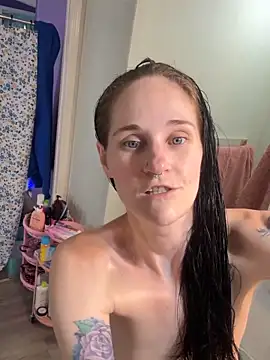 lolabunny9 online show from 8, 10, 2025