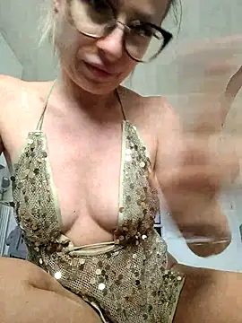 Monique 2023 online show from 6, 7, 2026