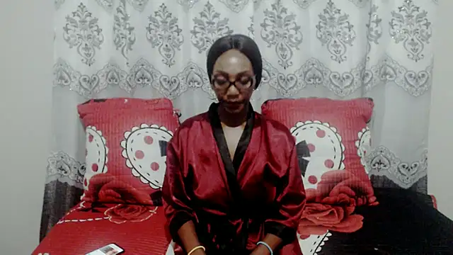 NikkyJigglesX online show from 18, 2, 2025