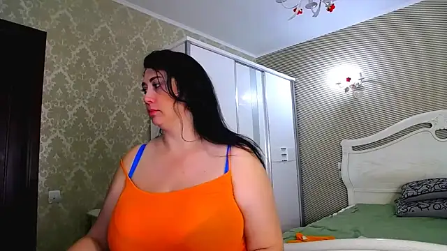 Evelyn Shy online show from 18, 12, 2025