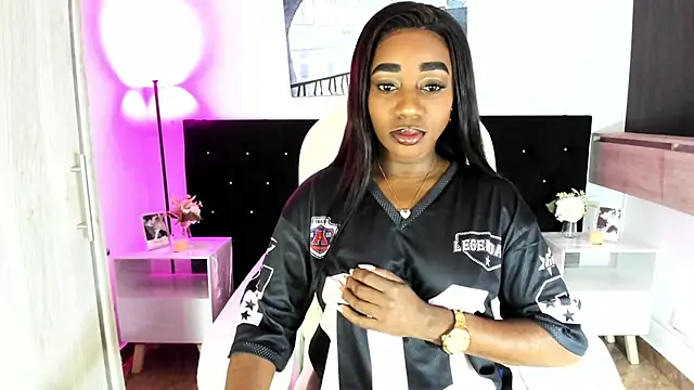 cristaaalclocks1 online show from 16, 7, 2026