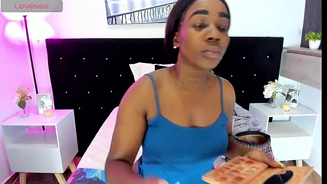 cristaaalclocks1 online show from 20, 7, 2026