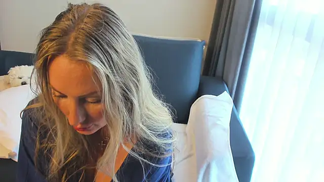 Veola new online show from 15, 1, 2026