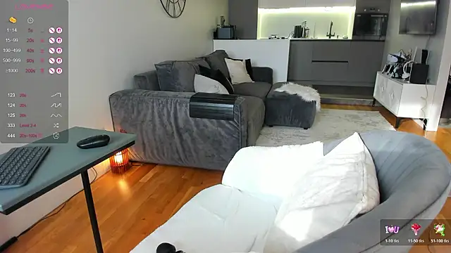 Juicy Bella online show from 11, 2, 2026