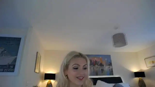 AlbanyWhite online show from 3, 8, 2026