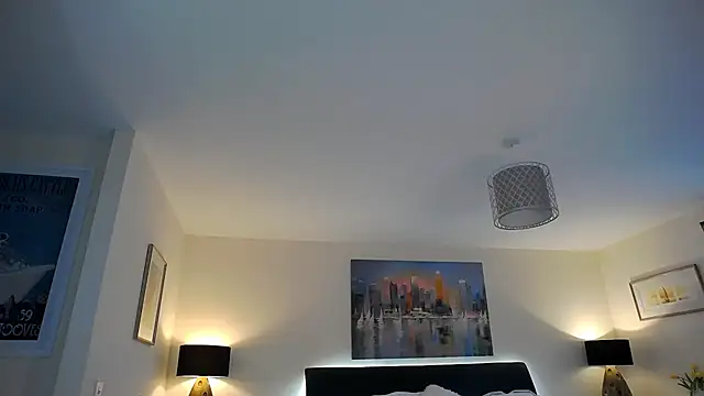 AlbanyWhite online show from 5, 8, 2026
