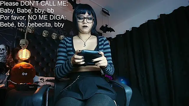 AlexHoe  online show from 28, 7, 2026