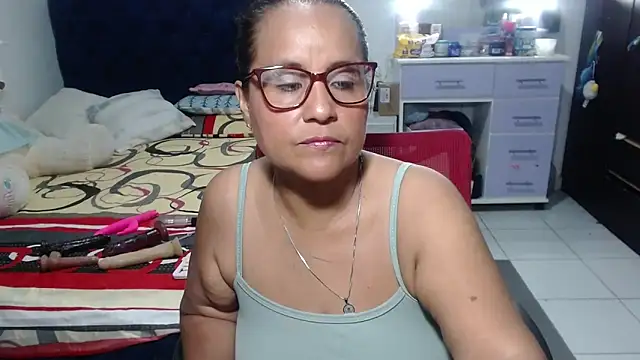 pervert mommy  online show from 29, 4, 2026