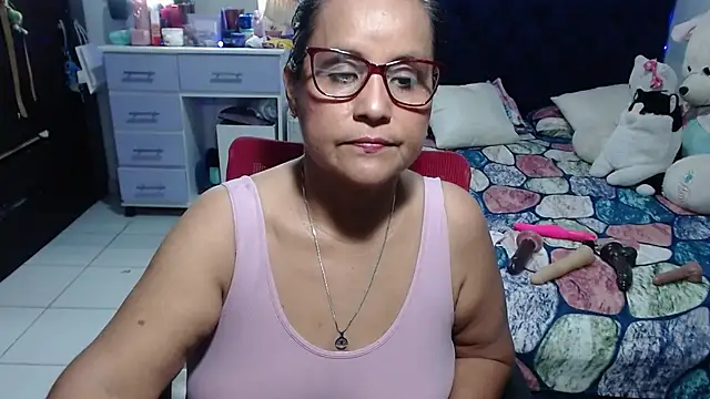 Snapshot of pervert_mommy_ chatting on 5, 6, 2026 pervert mommy online show from 5, 6, 2026