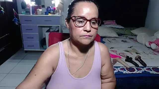 Snapshot of pervert_mommy_ chatting on 29, 6, 2026 pervert mommy online show from 29, 6, 2026